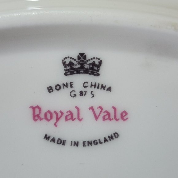 Royal Albert Center Handle Serving Plate 10.5" bone china tidbit 1987 read below - Picture 8 of 12